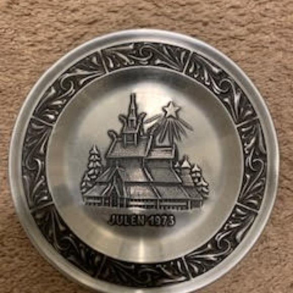 Norway Pewter plates , by Astri Holthe - Picture 2 of 10